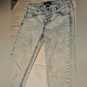High-Waisted Skinny Jeans